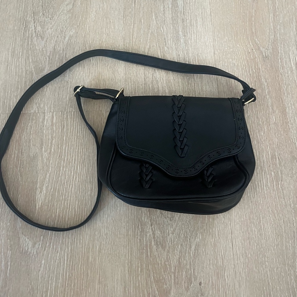 Elegant Black Braided Women's Bag